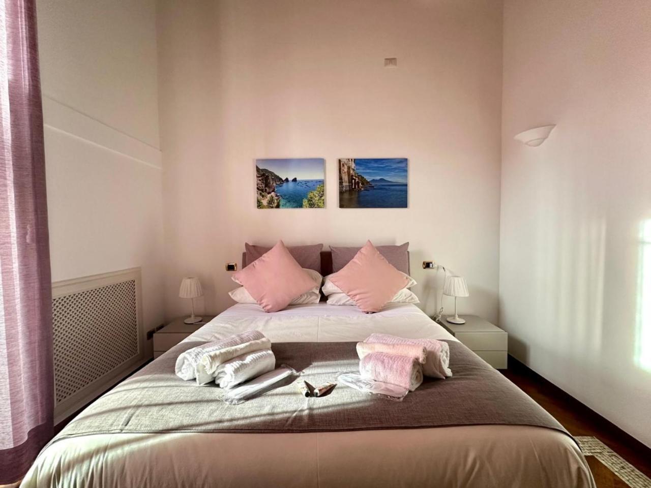 Pink Star Napoli Luxury Apartment エクステリア 写真
